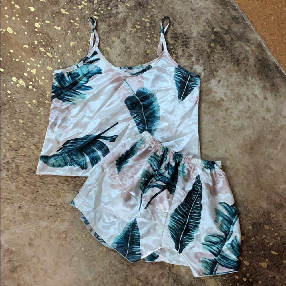 NWOT jammie set